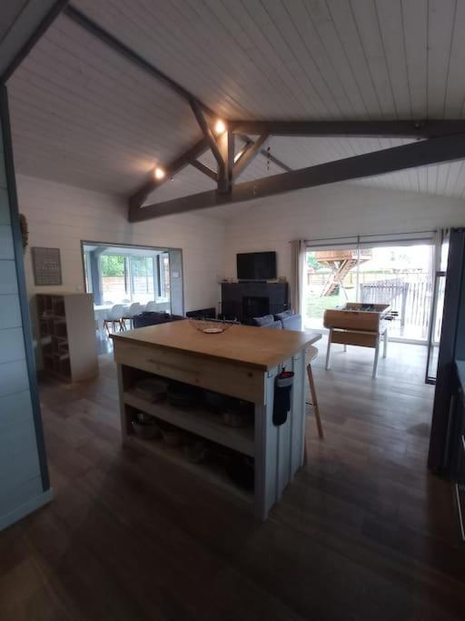 Holiday home Agreable Maison Piscine Chauffee Et A
